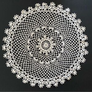 Vintage Round Crochet Lace Doily 17”